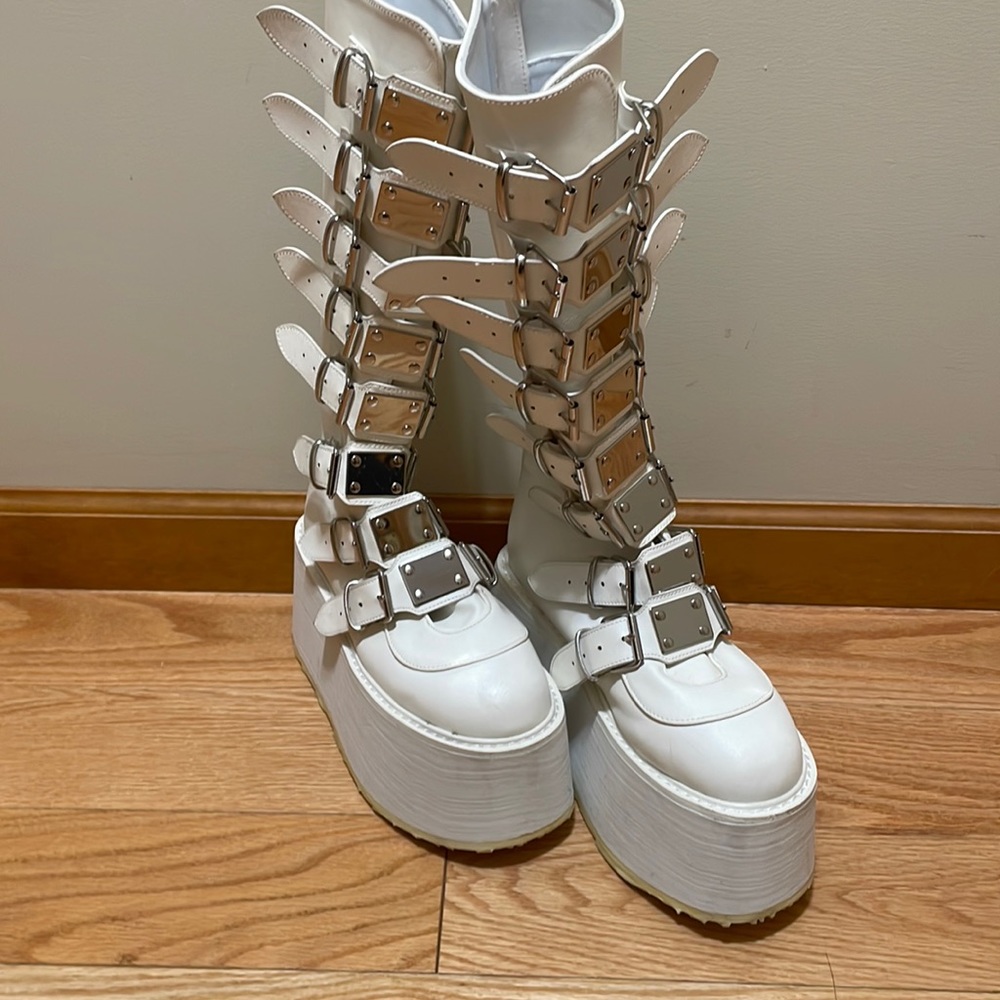White Demonia Platforms